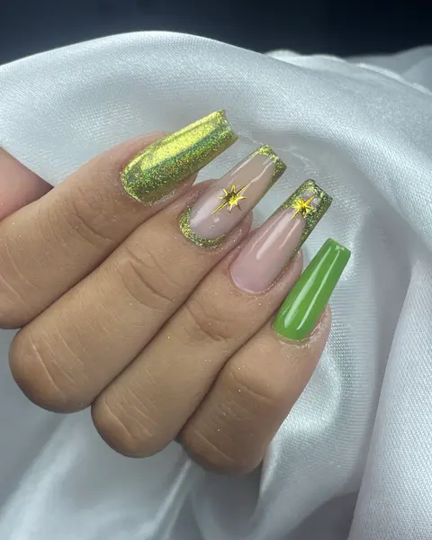 Nail art do acervo Studio Gomes