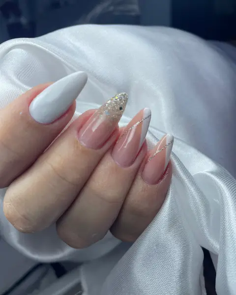Nail art do acervo Studio Gomes