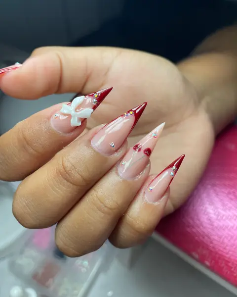 Nail art do acervo Studio Gomes